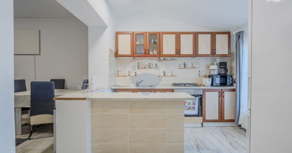 CASA RENOVATA MODERN de vanzare | 4 camere| TOHANU NOU | ...