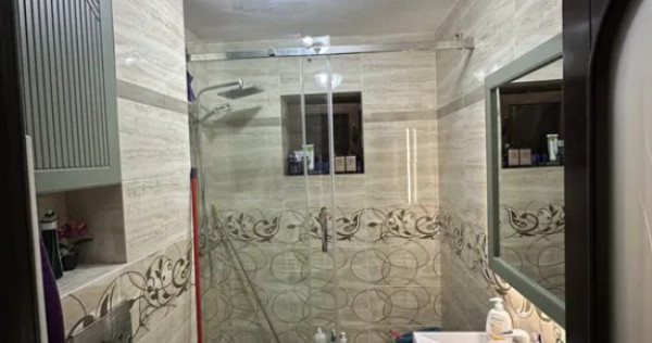 Apartament cu 3 Camere Decomandate Zona Obcini