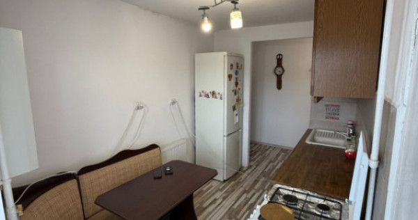 Apartament 2 camere, 54 mp, zona Liana