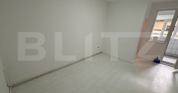 Garsonieră de vânzare, 28 mp, Strada Ostrovului