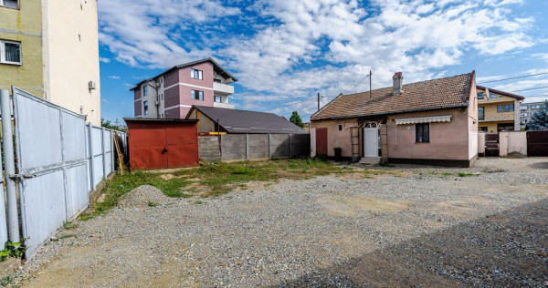 Ocazie Casa de caramida pe strada Plopilor in Vlaicu Comi...