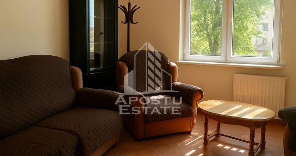 Apartament 3 camere, centrala proprie, zona Torontalului