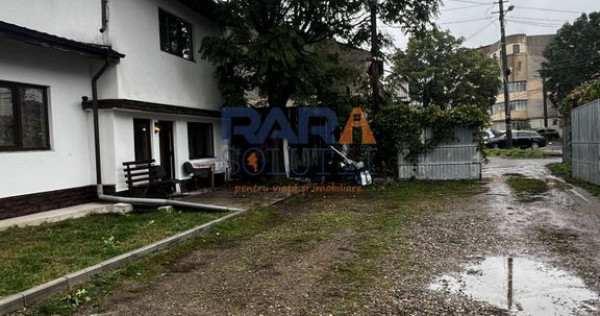 Garsonieră la curte - ultracentral