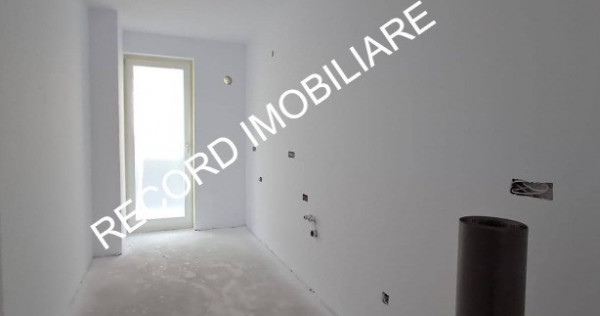 Apartament 2 camere 58 mp, et.2, lift semifinisat zona Iris