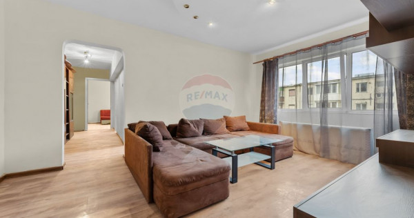 Apartament cu 3 camere de inchiriat in zona Fortuna