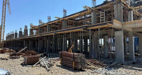 De vânzare – Apartament 2 camere decomandat, 49,10 mp – Berceni, str.