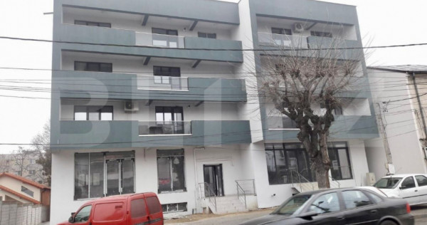 Apartament cu 2 camere, 55 mp, strada Calea Unirii