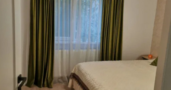 Apartament 3 camere, decomandat - zona Calea Bucuresti