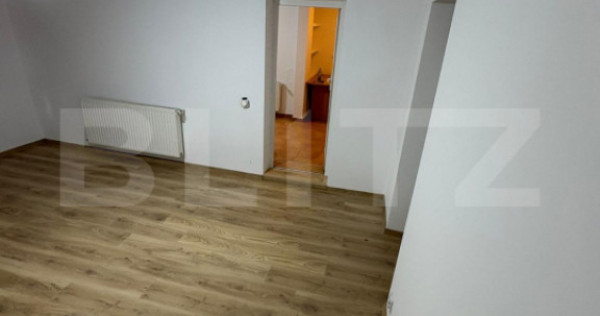 Apartament 3 camere, 76 mp, zona Titulescu