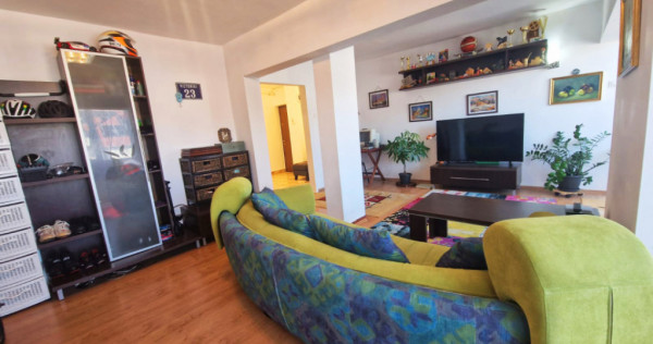 Apartament 3 camere, 87 mp, zona Bucla