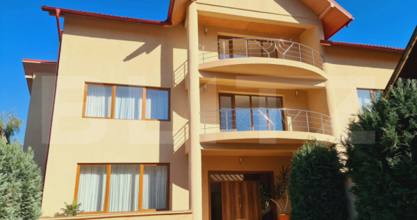 Vilă 350 mp utili, teren 700 mp, strada Craitelor