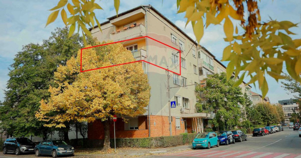 Apartament decomandat cu 3 camere, 75 mp, de vânzare –...