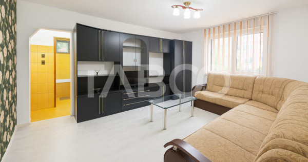 Apartament de inchiriat 2 camere Vasile Aaron mobilat si uti