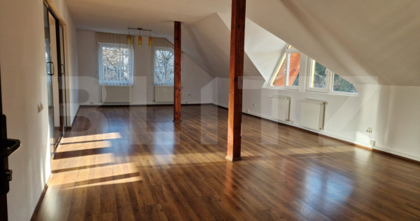 Birouri și spații flexibile &ndash; 120 mp utili + locuri de p