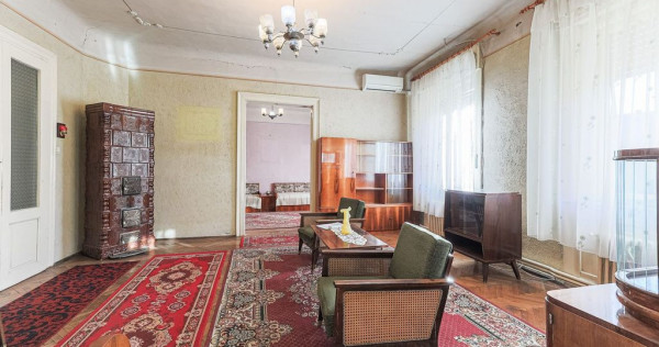 Preț repoziționat: 171.900 EURO / Etaj &icirc;ntreg de v&acirc;nz...