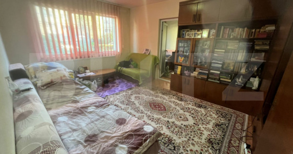 Apartament mobilat, 40 mp, zona Micro 11