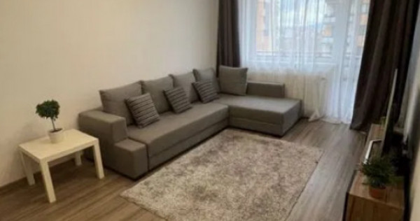 Apartament 2 camere, decomandat - zona Tractorul
