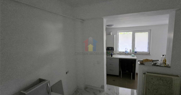 Ap 1 cam 61mp Vidin semi mobilat semi utilat