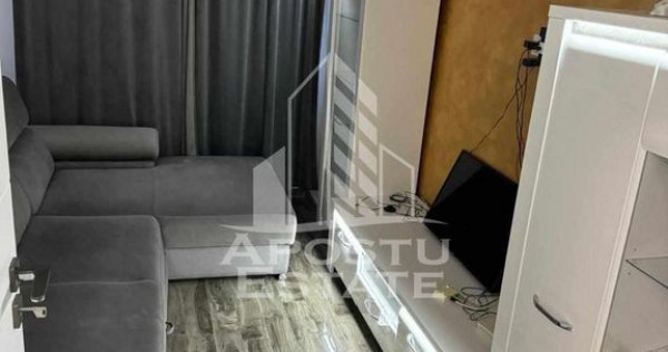 Apartament cu 2 camere, decomandat, centrala proprie, zon...