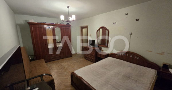 COMISION 0% - Apartament decomandat de vanzare cu 3 camere S