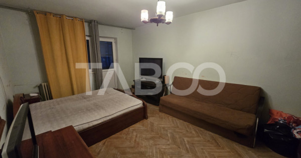 COMISION 0%-Apartament de vanzare 3 camere decomandate zona