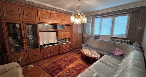 - Apartament 3 camere confort 1 decomandat, Plantelor, etaj