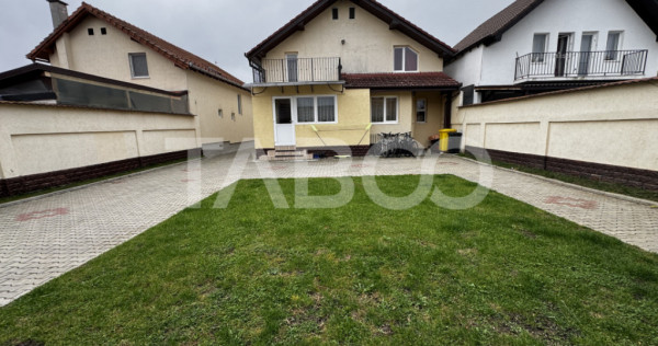 COMISION 0! Casa individuala teren 500 mp si panouri solare