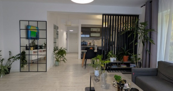 COMISION 0! Apartament 2 camere mobilat, zona VIVO