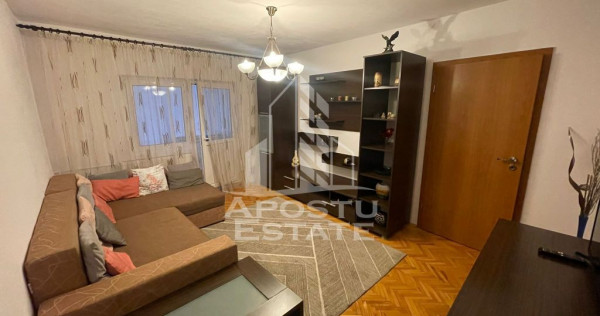 Apartament 3 camere, semidecomandat, zona Kiriac, prima i...