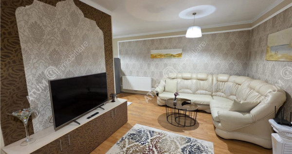 Apartament cu 3 camere 2 balcoane loc parcare in zona Tilisc