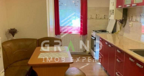 Apartament 3 camere decomandat, zona Piata Zorilor, 600 euro