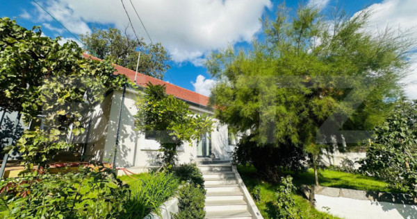 Casǎ finisata modern, la cheie, vis-a-vis de Spitalul Jude