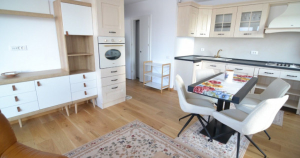 Studio 57 mp, etaj intermediar, cu balcon, situat in Urban P