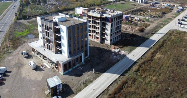 Apartament 2 camere, etaj 1,65mp utili de in complex Ozone