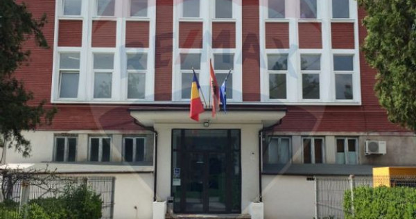Spațiu de birouri de 4,000mp de vânzare în zona Indust...