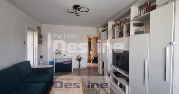 Apartament 3 camere Semidecomandat - 60 mp, Etaj 4