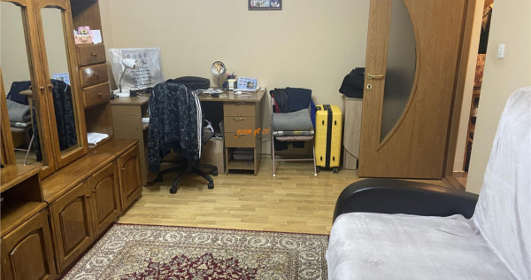 Apartament 2 camere , zona cartier Sud , decomandat 56 mp, i