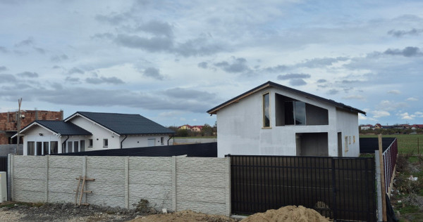Vila de vanzare in Balotesti,vecinatate lac
