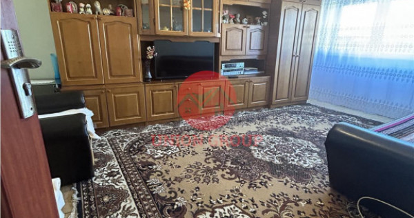 Apartament 3 camere, 2 bai, zona Casa de Cultura