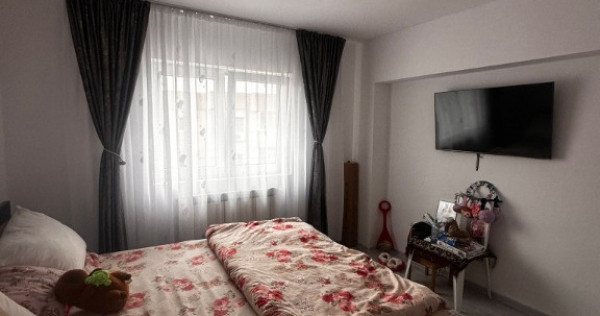 {Primarie Popesti} Apartament cu 3 camere, decomandat + boxa