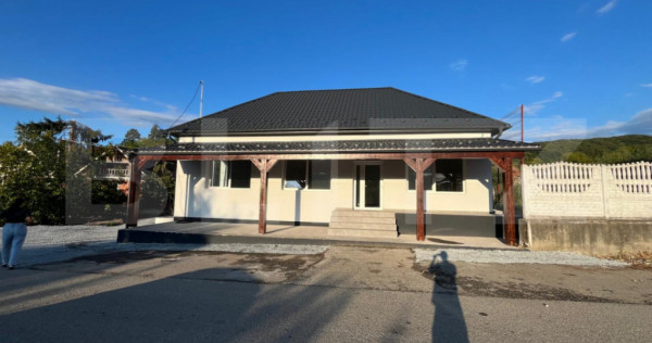 Spatiu renovat in centru sat Caila, 119 mp, ideal magazin/ba