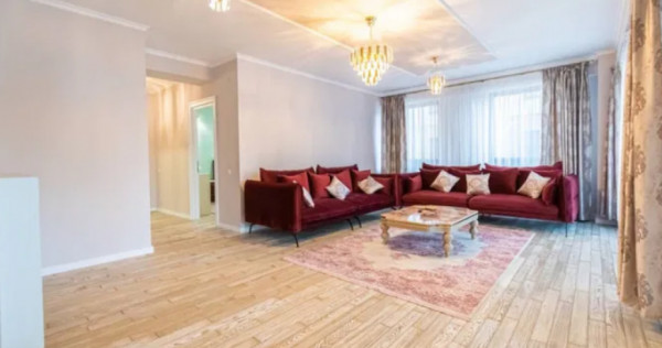 Apartament 3 camere, decomandat - zona Poiana Brasov