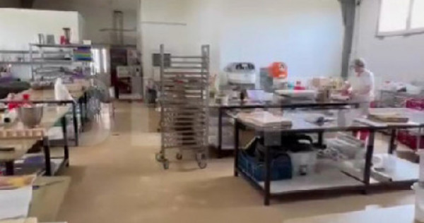 Afacere de vanzare, brutarie+patiserie, 3 hale, Satu Mare