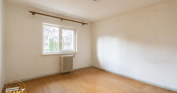 FILM! Apartament 3 camere, decomandat, Crangului, Lenin, Sfa