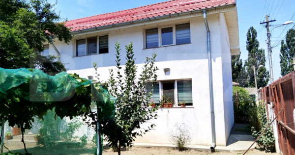 Casa P+M 210 mp utili Craiova, teren 884 mp, cartier Facai