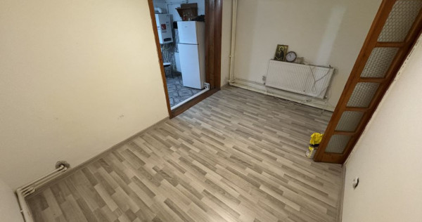 Garsoniera zona Tomis Nord