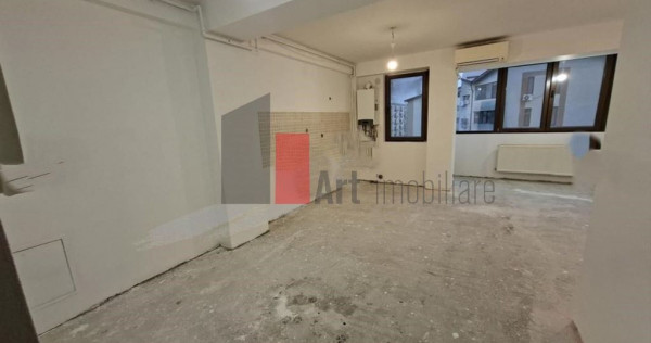 Vânzare apartament semidecomandat 2 camere Metalurgiei