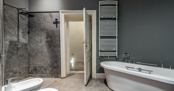 Apartament spatios cu 3 camere de LUX pe Metianu Comision 0