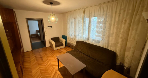 Apartament 2 camere, etaj 1, balcon, baie cu geam &ndash; zona