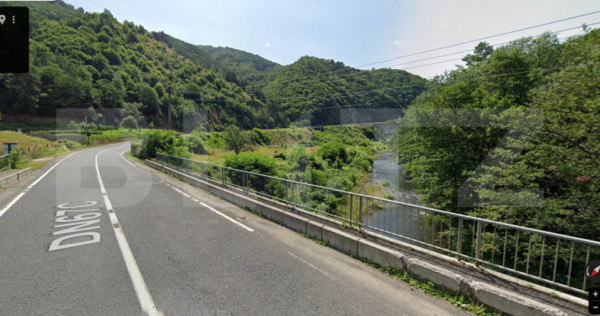 Teren 1.765 mp, sub Barajul Căp&acirc;lna